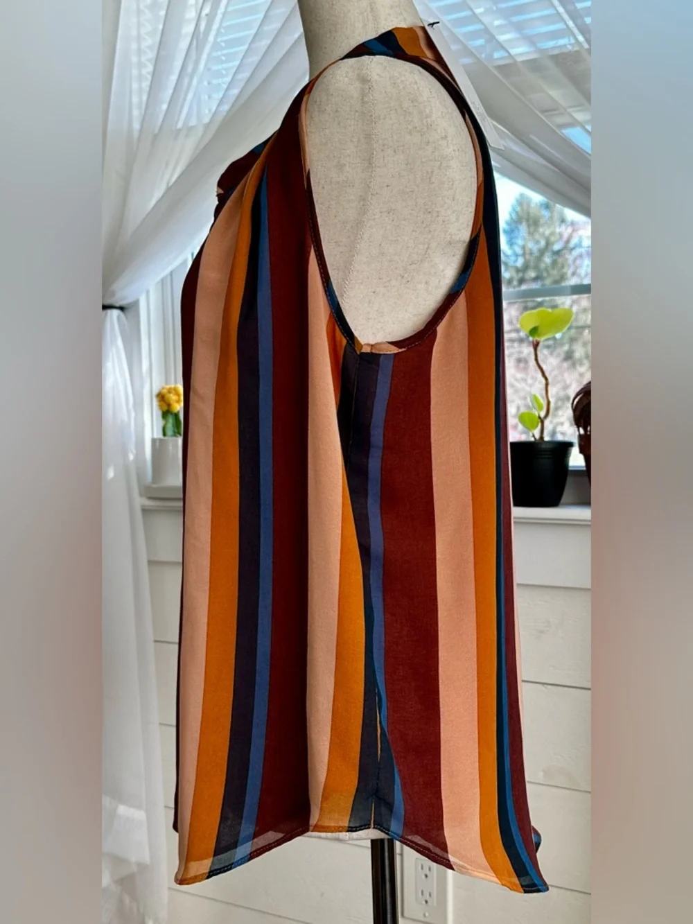 VICI Striped Franciscan Damsel Sleeveless Blouse. Split Neckline Size: Medium